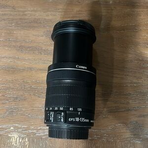 Canon EF-S 18-135mm Lens